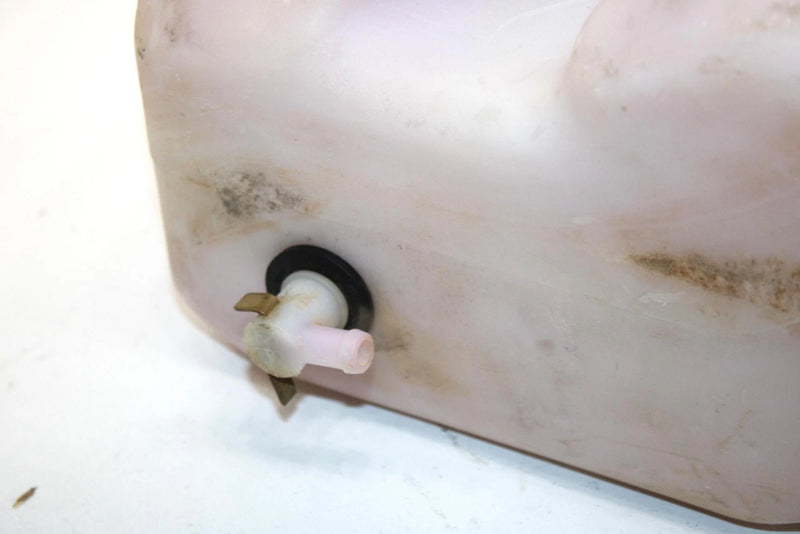 96 Ski-doo Formula Iii 600 Oem Oil Tank 572043100 SSS1