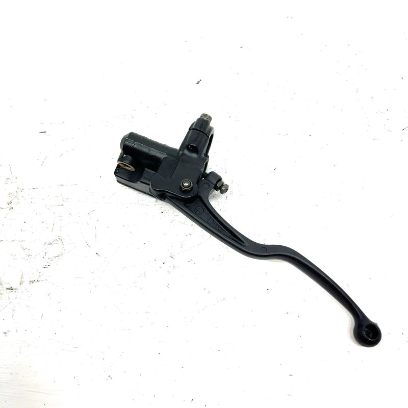 1996 Yamaha Warrior 350 OEM Front Brake Master Cylinder 2GU-25870-10-00 AY60