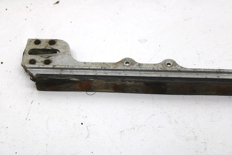 1987 Yamaha Srv Oem Right Skid Rail 88R-W4741-00-00 SY131