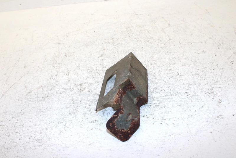 1991 Yamaha Exciter Ii 570 Liquid Oem Coolant Tank Bracket 82M-21873-00-00 SY24