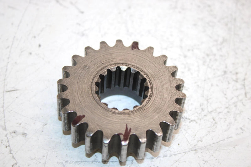 98 Polaris Indy 500 Oem 22T Upper Chaincase Gear 3221089 3221098 SP47