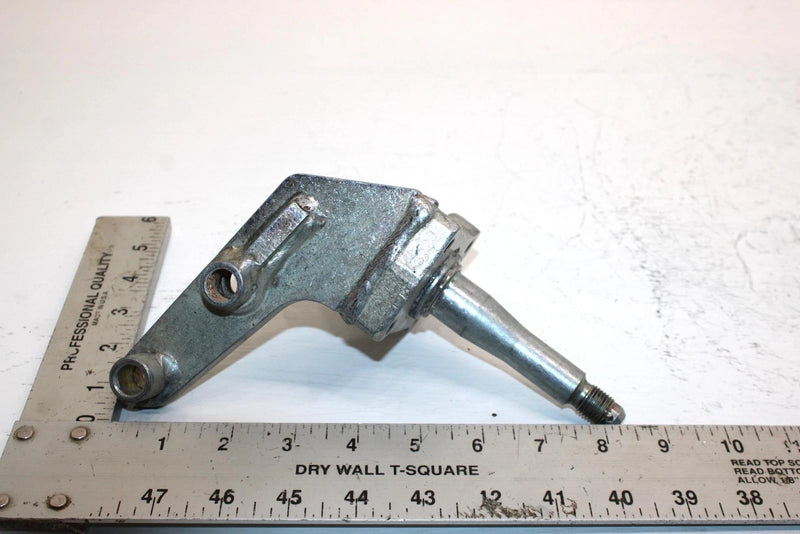 99 Yamaha  Bear Tracker Oem Front Right Steering Knuckle 4XE-F3502-00-00 AY50