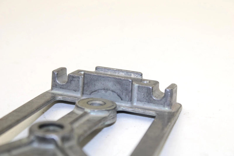 1999 Kawasaki Jet Ski 1100 Stx Oem Fuel Valve Bracket 11049-3718 JK0