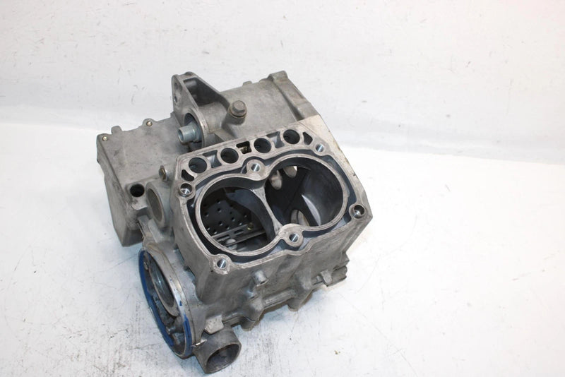 07 Polaris Sportsman 800 Efi Oem Crankcase 2203300 AP59