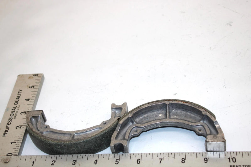 87 Kawasaki Bayou 185 Klf185a Oem Front Brake Pad Set 41048-1017 41048-1068 AK13