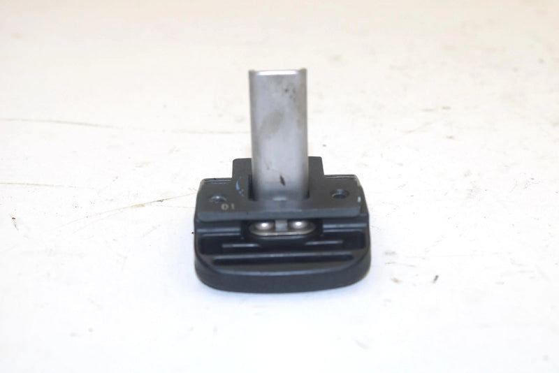 2000 Polaris Virage Oem Storage Door Latch 2653012 JP10