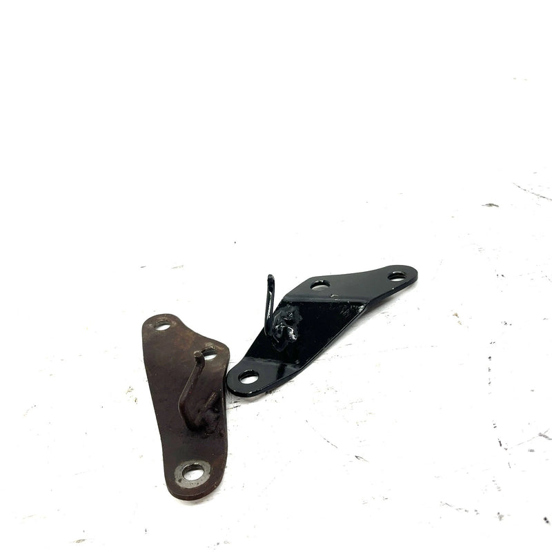 87-04 Yamaha Warrior 350 OEM Upper Engine Mount Set 1UY-21315-00-00 AY60