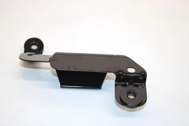 92 Suzuki Quadrunner 230 Lt230e  Oem Side Panel Bracket 63113-35B01 AS2