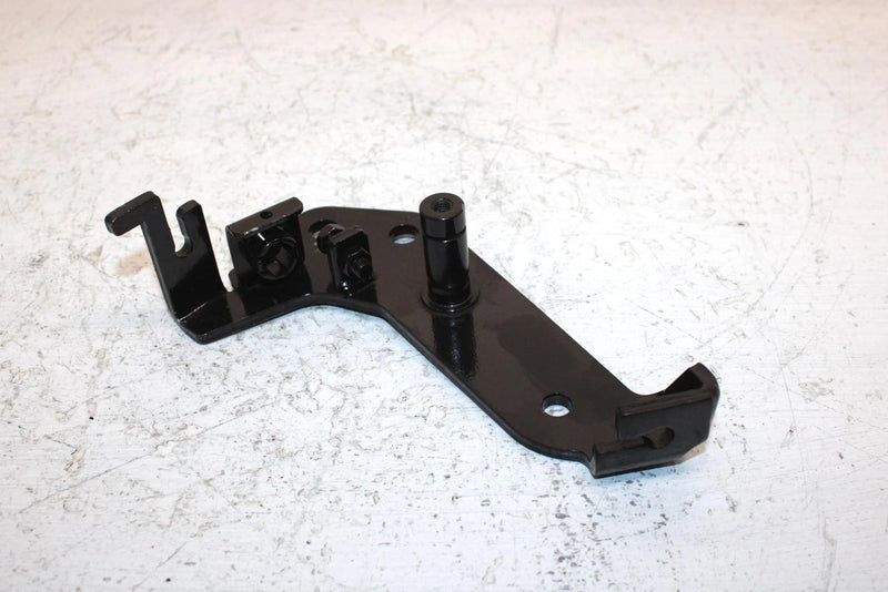 2004 Yamaha  Bruin 350 Oem Brake Pedal Bracket 5TE-F7412-10-00 AY24