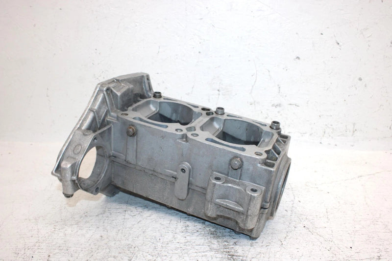 1995 Yamaha Vmax 600 Oem Engine Motor Crankcase 8AB-15100-01-00 SY11