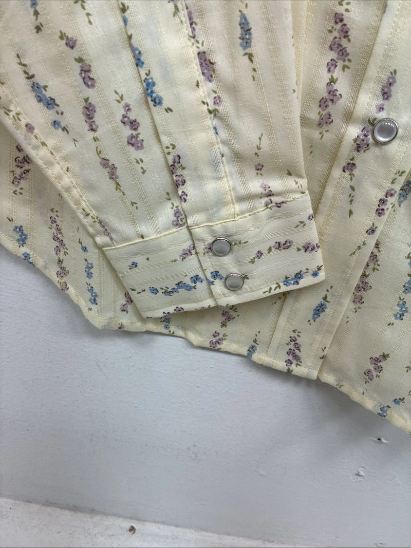 New Women’s White Horse Yellow Floral Long Sleeve Pearl Snap Medium YY-126