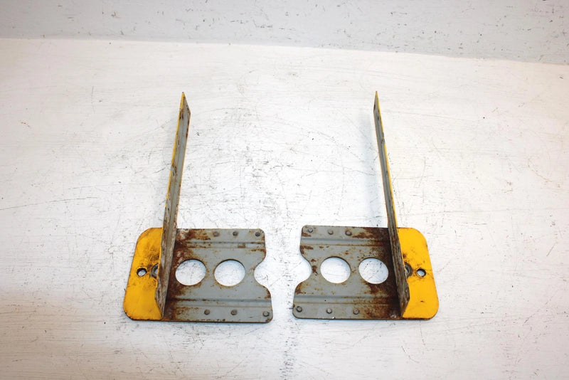 1998 Ski-doo Mxz 670 Oem Rear Skid Mount Set 518318924 518318923 SS17