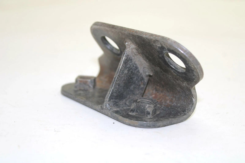 Yamaha OEM Rear Lower Engine Motor Mount 8k4-21427-00-00 SY46