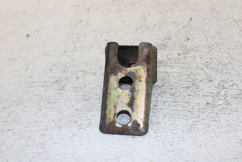 1995 Yamaha Vmax 600 Le Oem Front Lower Engine Bracket 8AB-21417-00-00 Q5482