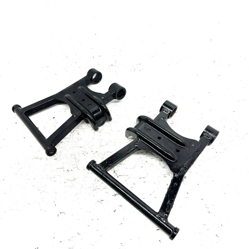 03-13 Polaris Sportsman 500 4x4 HO OEM Rear Lower A Arm Set 1015889-067 AP191