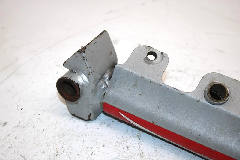 04 Arctic Cat Sabercat 600 Efi Oem Right Steering Spindle 1703-370 SA239