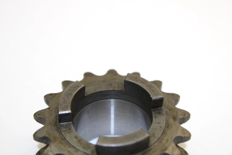2004 Yamaha Vk540 Oem 17T Cam Chain Drive Sprocket (NOS) 83R-17682-00-00 SY99