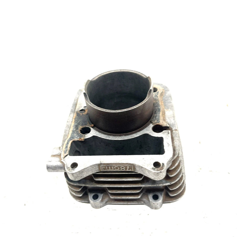 84-87 Suzuki Quadrunner 185 OEM 83mm Bore Cylinder 11210-24404 AS33