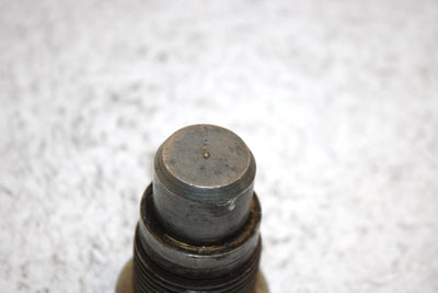 2001 Polaris Magnum 325 Oem Right Swingarm Pivot Bolt 5132683 Q3317