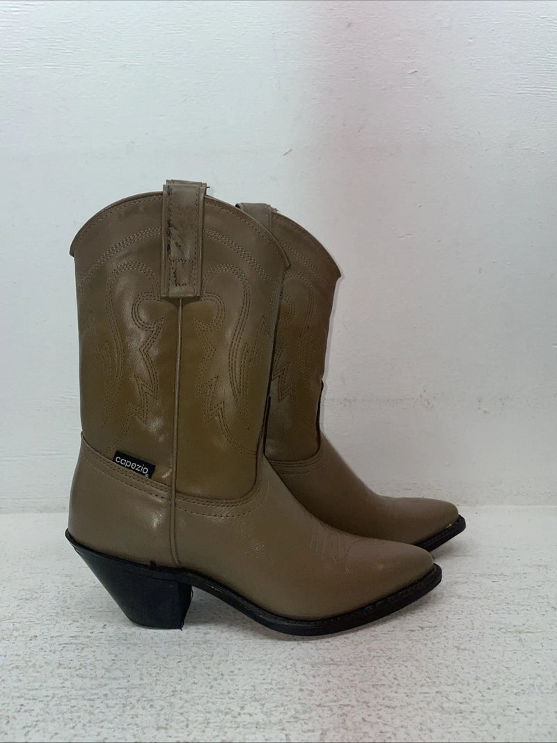 New Youth Brown Capezio Cowboy Boots. L. 295 5 M. 2-160