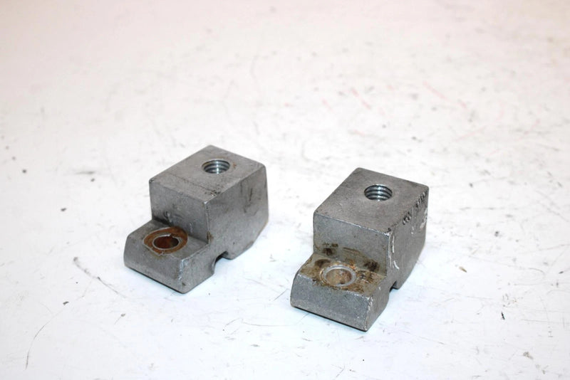 1987 Polaris 400 Oem Bogie Wheel Bracket Pair 5130570 SP61