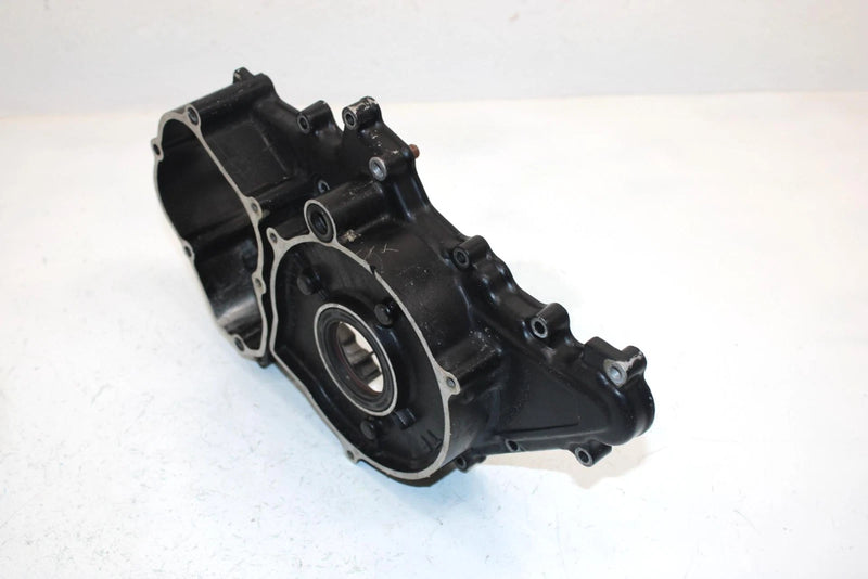 86 Honda Fourtrax  Trx125 A Oem L Cover Crankcase 11341-VM6-000 AH16