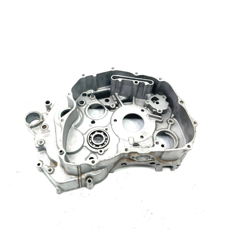 97-03 Honda Foreman 400 TRX400FW 4x4 OEM Front Crankcase Half 11100-HM7-000 AH92