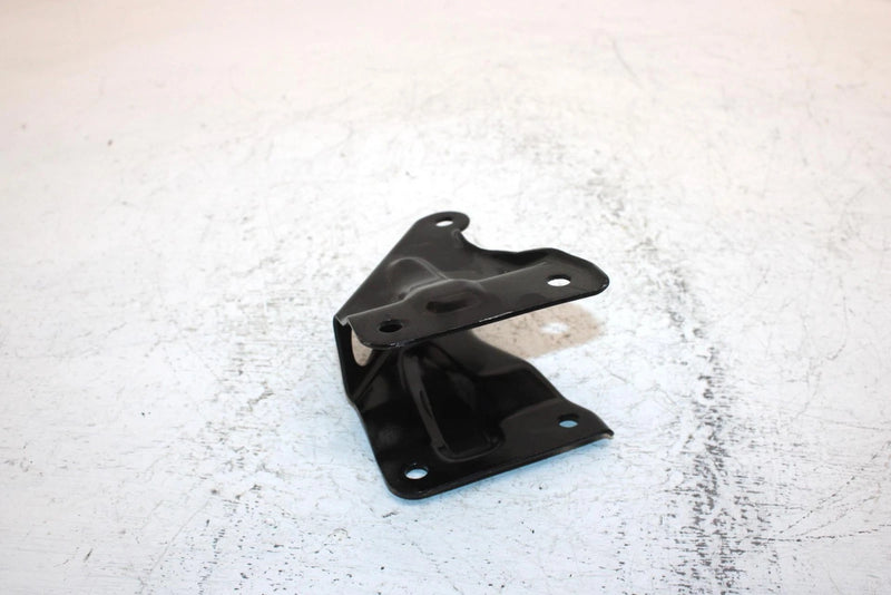 1982 Honda Atc110 Oem Engine Hanger 50121-943-000 50121-943-680 AH65