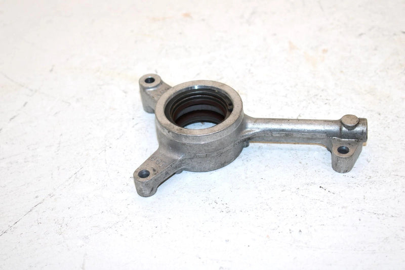 1999 Yamaha  Grizzly Oem Oil Pump Connector 4WV-13446-00-00 AY47