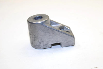 2002 Yamaha Sx Viper Oem Idler Wheel Mount Bracket 8DF-47419-00-00 Q2654