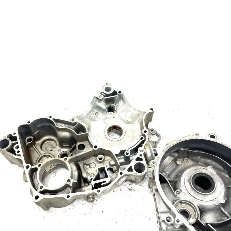 05-09 Kawasaki Brute Force 650 KVF650E 4x4 OEM Crankcase Set 14001-5432 AK34