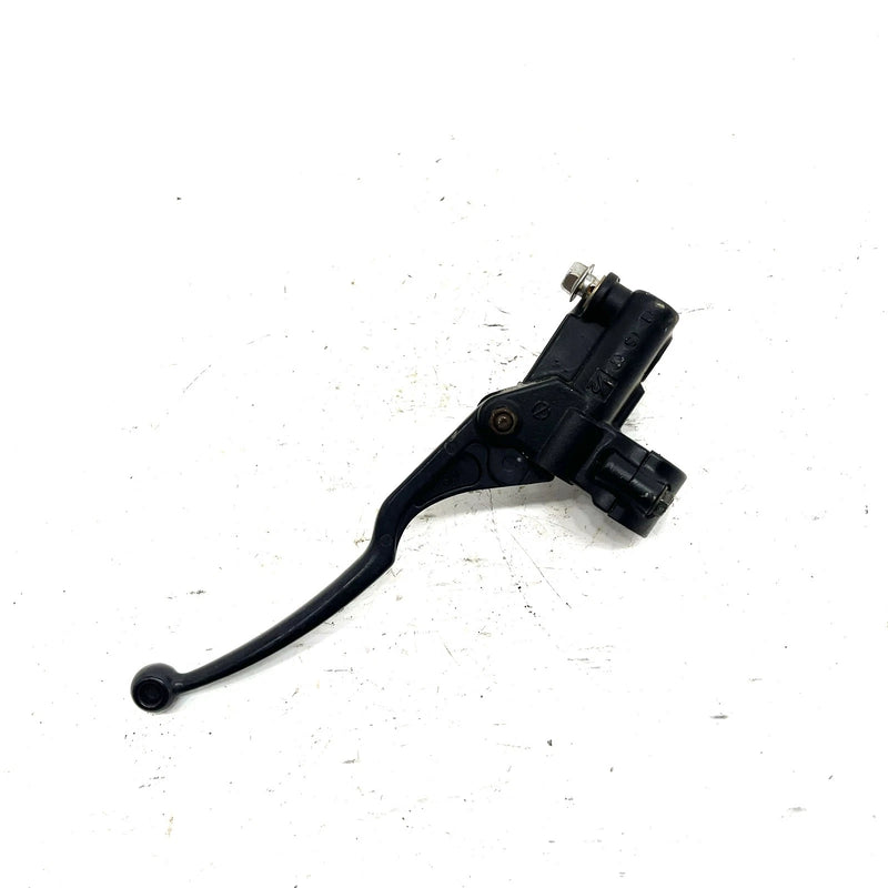 87 Suzuki Quadrunner 4WD LT4WD OEM Front Brake Master Cylinder 59600-25C00 AS28