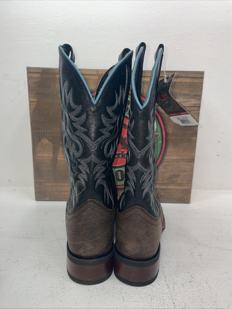 New Men’s Brown Laredo Cowboy Boots. 7820 10 E W. 6-74
