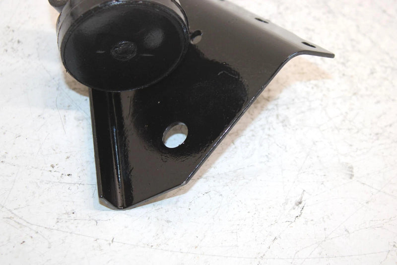 92 Polaris 500 Oem Torque Stop Bracket 1012048-067 3110023 SP52