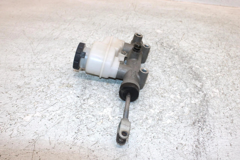2015 Polaris Ranger 570 Eps Oem Brake Master Cylinder 2204117 XP5.2