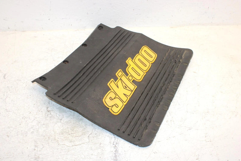 1996 Ski-doo Mxz 440 Oem Snowflap 572030100 SS13