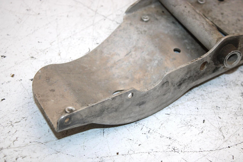 07 Polaris Supersport Edge Oem Right Trailing Arm Mount 2202598 Q5149