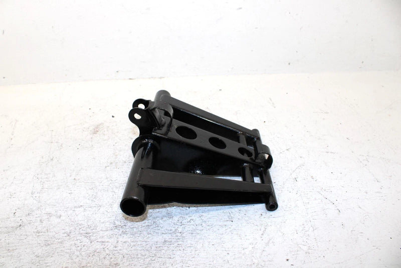 1995 Yamaha Vmax 600 Le Oem Rear Torque Arm 8AV-47332-01-00 SY21