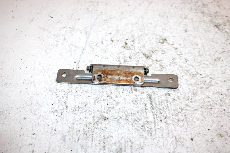 1997 Yamaha 1100 Triple Waveventure Oem Hood Hinge GJ3-6517D-01-00 JY24
