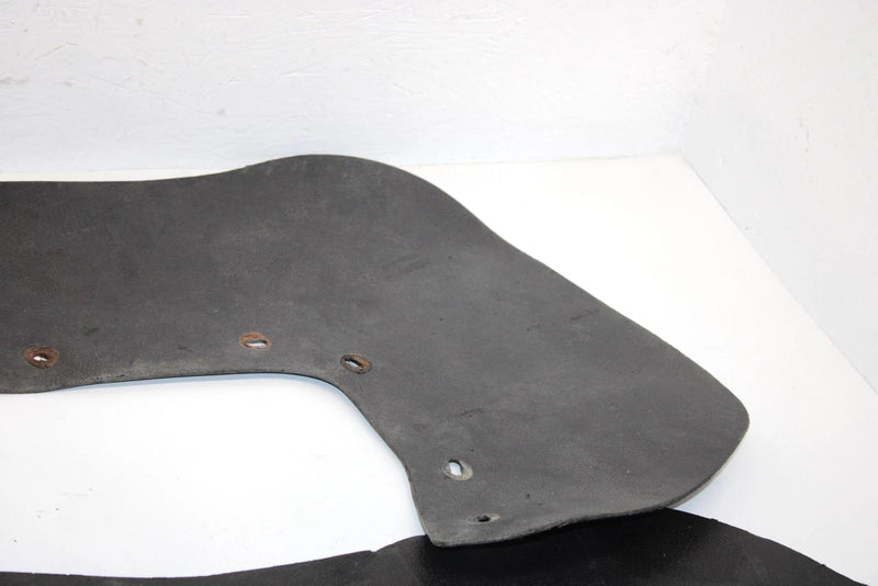 95 Polaris 300 4x4 Oem Rear Fender Flap set 5850061 5850060 AP39