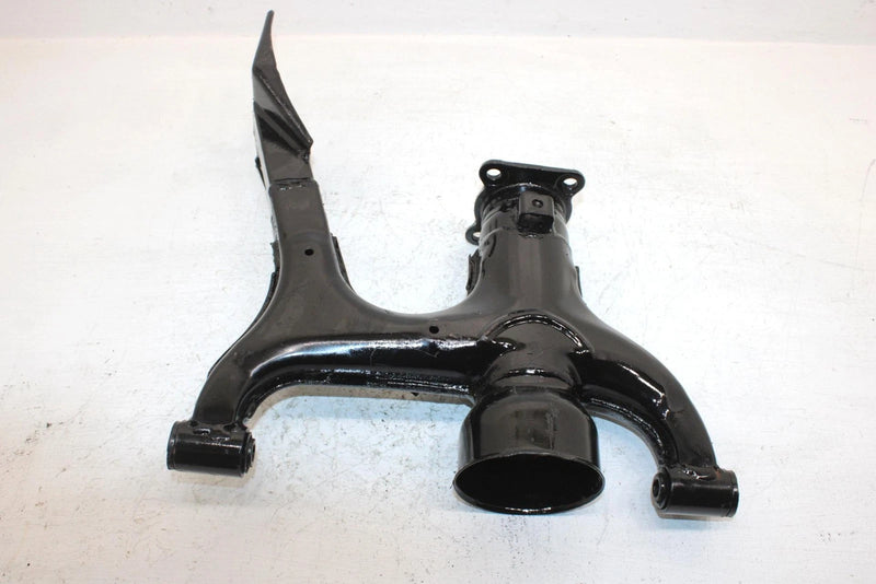 2004 Yamaha  Bruin 350 Oem Swingarm 5ND-F2110-10-00 3C2-F2110-00-00 AY24