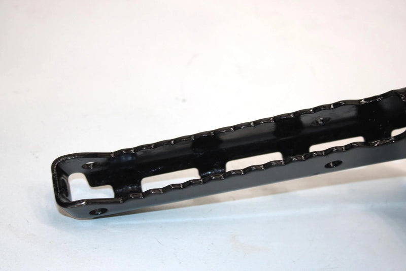 98 Yamaha  Warrior 350 Oem Footrest 3GD-27411-01-00 AYS