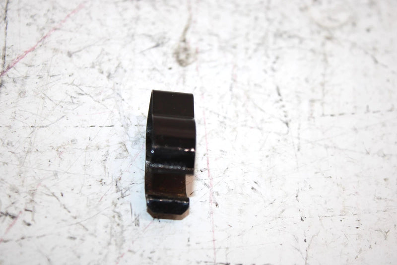 2000 Polaris Magnum 325 Oem Wiring Clip 7080631 AP65
