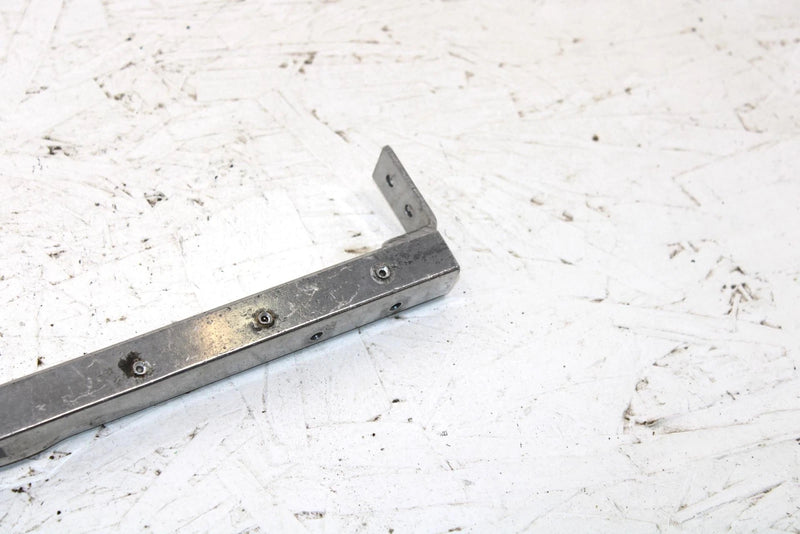 1985 Yamaha Vmax Oem Front Bracket Support Set 8M6-2194Y-00-00 SY125