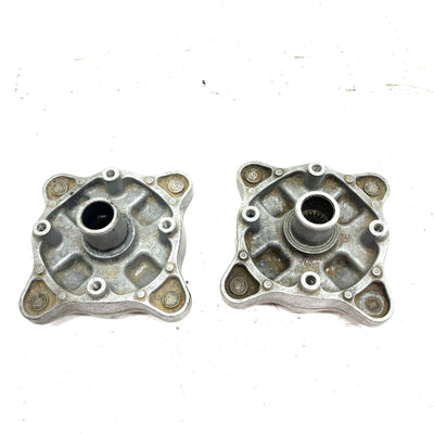 03-04 Polaris Magnum 330 4X4 OEM Front Wheel Hub Pair 5133360 AP218