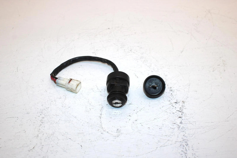2000 Yamaha  Kodiak 400 Oem Ignition Key Switch 4GB-82510-12-00 AY26