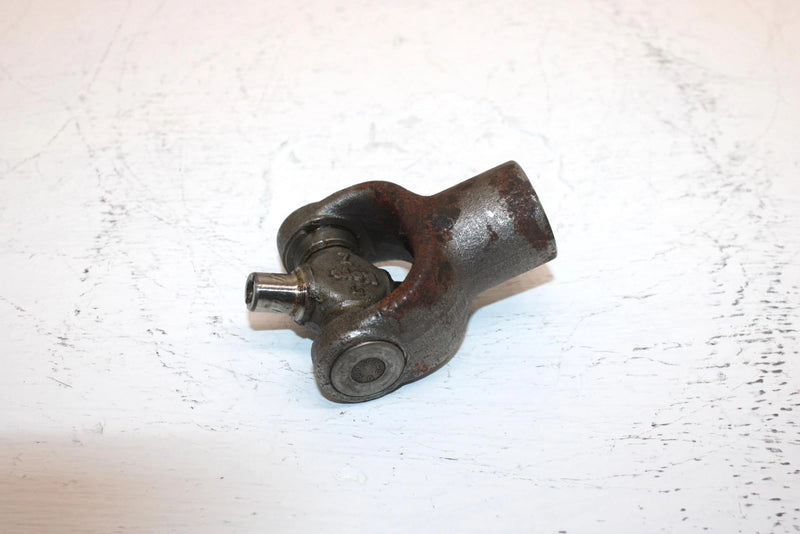 1999 Yamaha  Bear Tracker 2wd Oem Front Cross Joint 4X7-46180-00-00 AY50