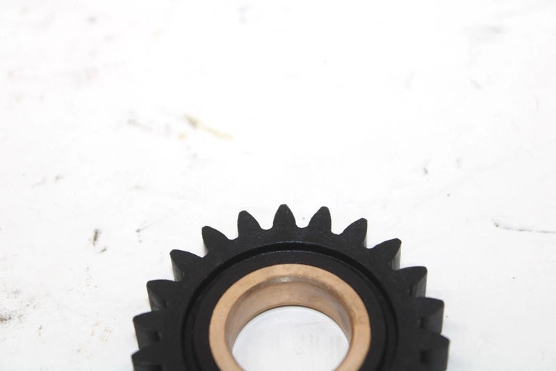 2017 Ski-doo Grand Touring 900 Oem 22T Idler Gear 420835400 SS65
