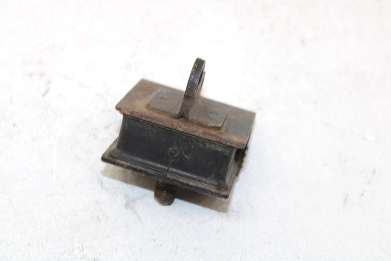 2015 Yamaha Viking Vi Oem Engine Mount Dampner 2PG-21485-00-00 XY0
