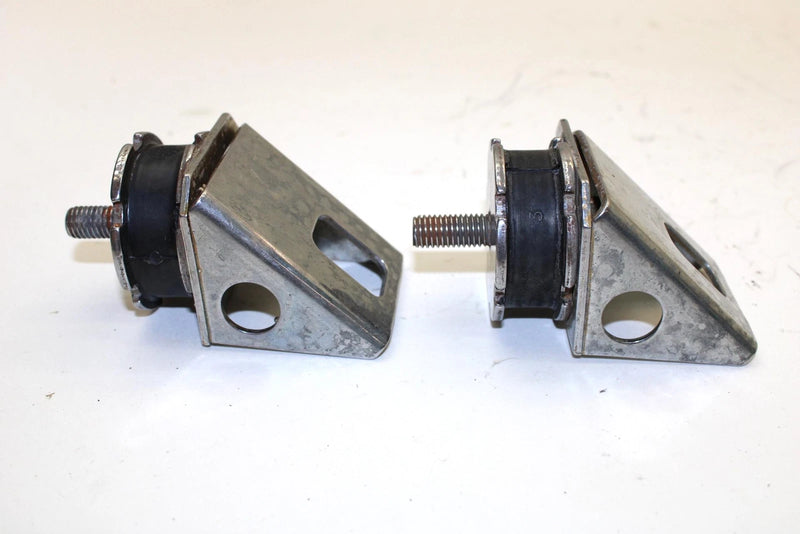 1999 Ski-doo Mxz 500 Oem Motor Mount Support and Damper Pair 570127700 B106